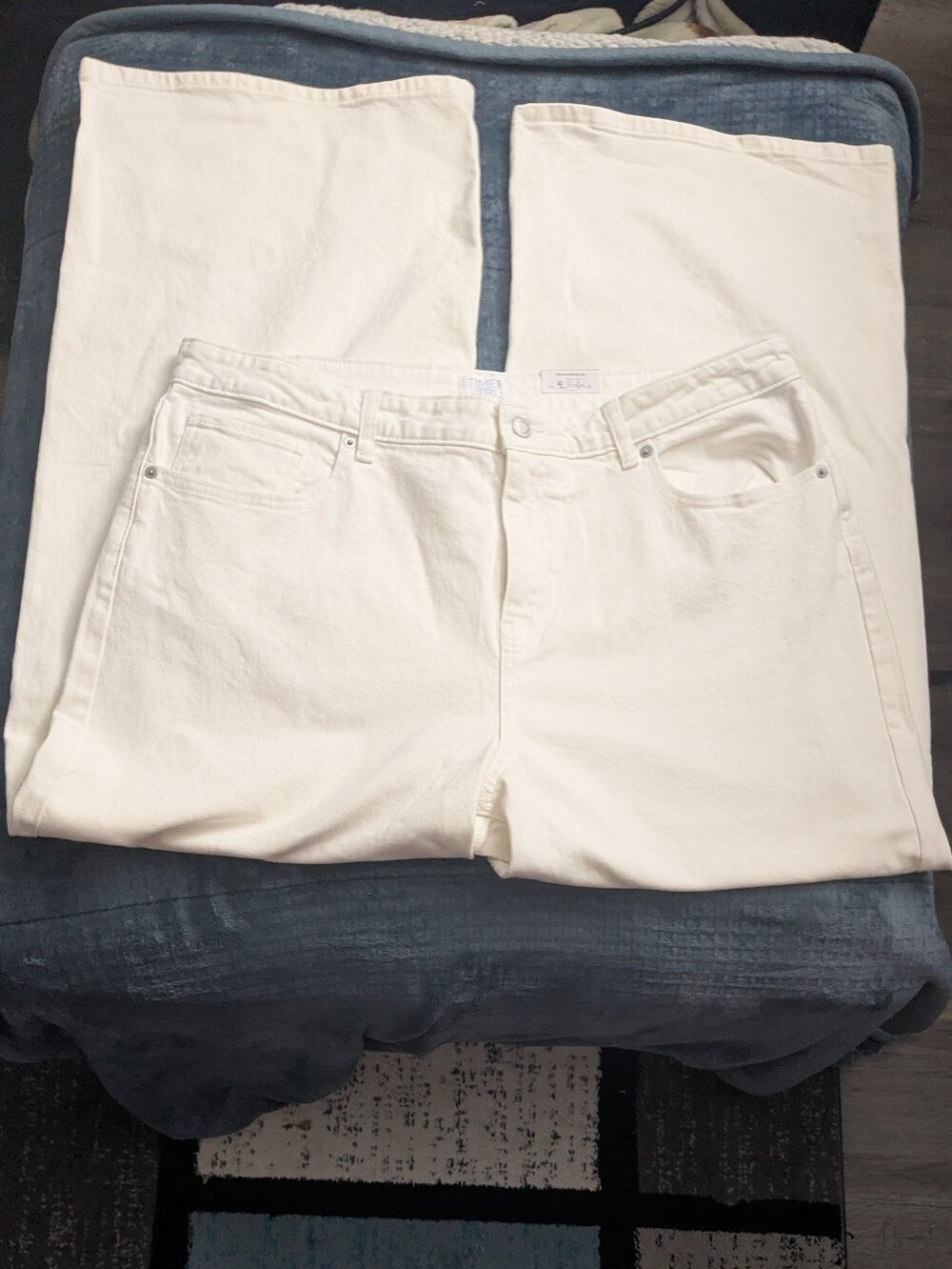 NWT! Time and Tru White High Waist Wide Leg Jeans Size 20